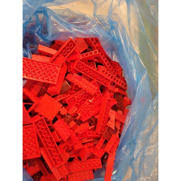 4 Lbs Red Legos Assorted Pieces - Picture 2 of 3
